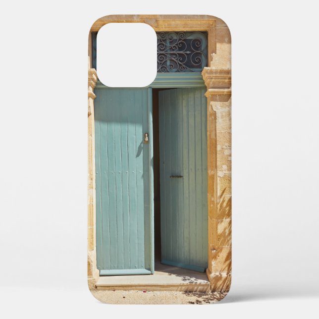 Old authentic green doors in Nicosia Cyprus Case-Mate iPhone Case (Back)