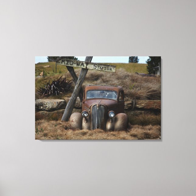Old car canvas print (Front)