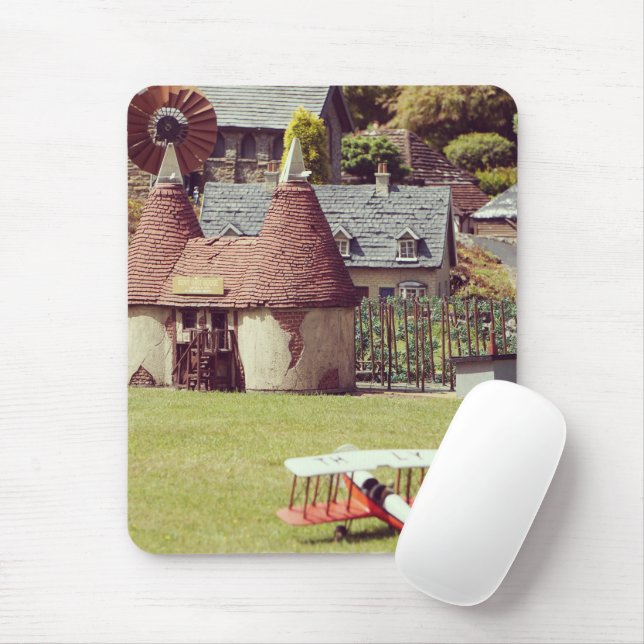 Old French Model Village Mouse Pad (With Mouse)