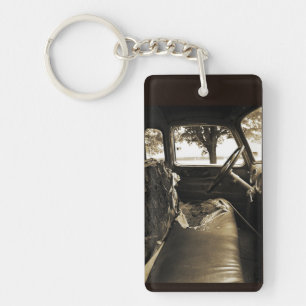Old Grungy Truck Cab -Kaychain Keychain