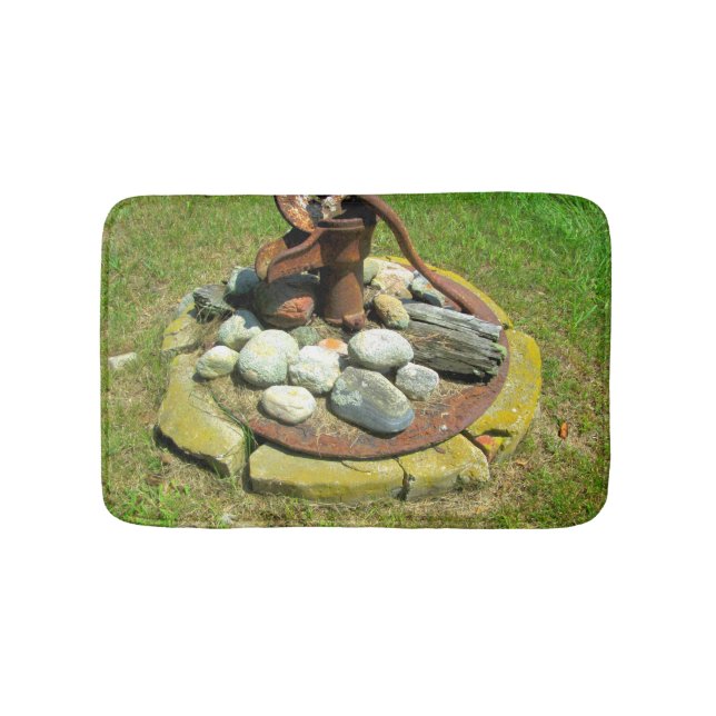 Old Hand Pump Well Bath Mat (Front)