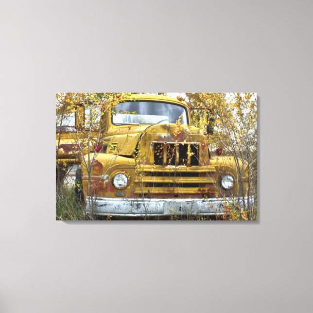 Old International Truck Canvas Print (Front)
