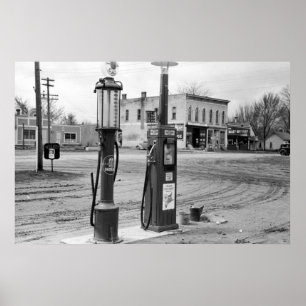 Old Iowa Gas Station; 1940 Poster