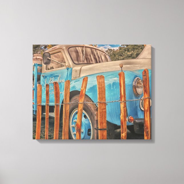 Old Milk Truck Canvas Print (Front)