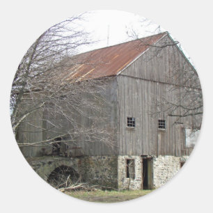 Old Pennsylvania Bank Barn Classic Round Sticker