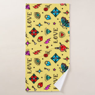 Old School Tattoo Love Pattern Bath Towel