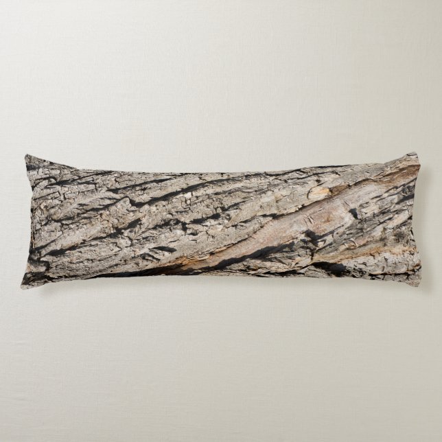 Old trunk pattern body pillow (Front)