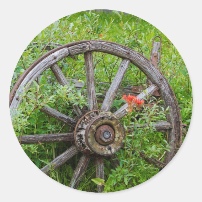 Old wagon wheel in historic old gold town 3 classic round sticker (Front)