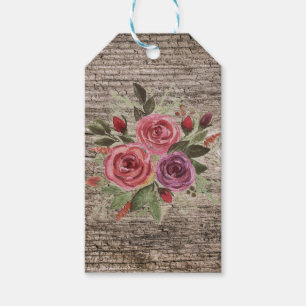 Old wooden planks gift tags