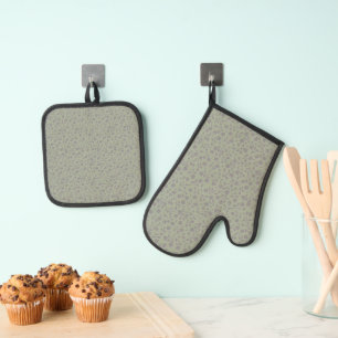 Olive Green Floral Oven Mitt & Pot Holder Set