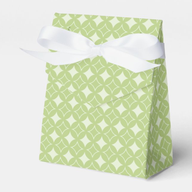Olive green shippo pattern favor box (Front Side)