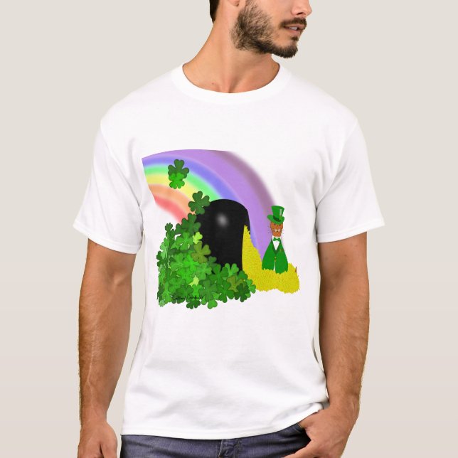 “Oliver Finds A Pot Of Gold - Saint Patrick’s Day  T-Shirt (Front)