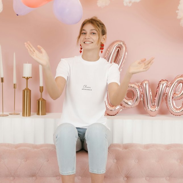 Olivia BRIDESMAID | Modern Minimalist Script Bache T-Shirt (Creator Uploaded)