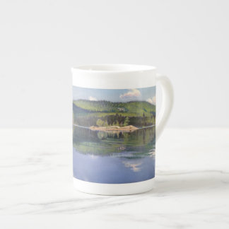 Ombre d'île et de nuage - tasse de porcelaine