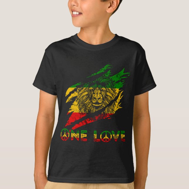 One Love Reggae Lion Of Judah Claw Rastafari Roots T-Shirt (Front)