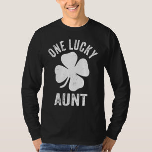One Lucky Aunt Vintage St Patrick Day  T-Shirt
