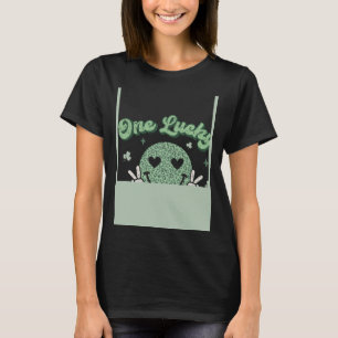 One Lucky Coordinator Retro St Patricku2019s Day A T-Shirt