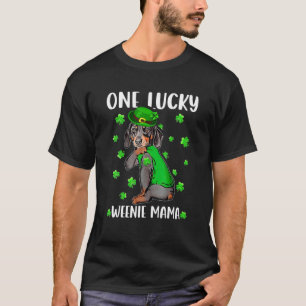 One Lucky Dachshund Mama T St Patrick Day Dog Mom T-Shirt