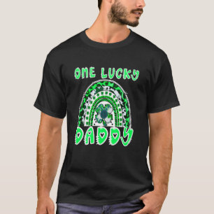 One Lucky Daddy Good Luck Green Rainbow Shamrock L T-Shirt