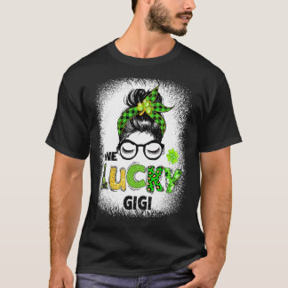 One Lucky Gigi Messy Bun Leopard St Patrick's Day T-Shirt