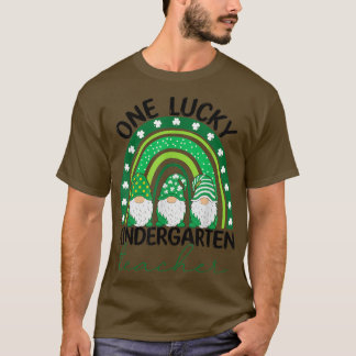 One Lucky Kindergarten Teacher Gnome St Patricks D T-Shirt
