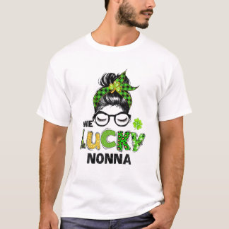 One Lucky Nonna Messy Bun Leopard St Patrick's Day T-Shirt