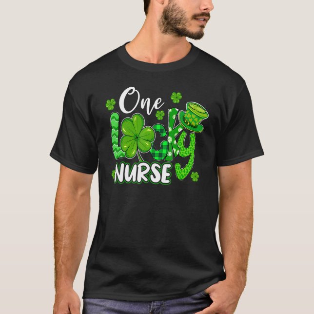One Lucky Nurse Saint Paddys RN St Patricks Day Nu T-Shirt (Front)