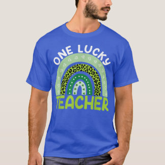One Lucky Teacher St Patricks Day Rainbow Leopard  T-Shirt