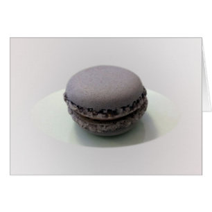 one mauve macaron