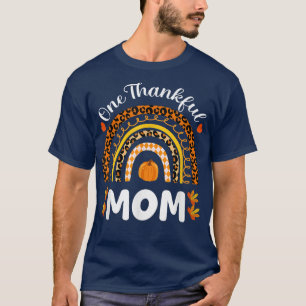 One Thankful Mom Thanksgiving Rainbow Fall Leopard T-Shirt
