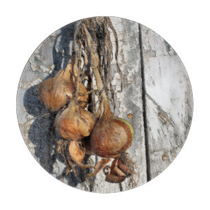 ONIONS CUTTING BOARD
