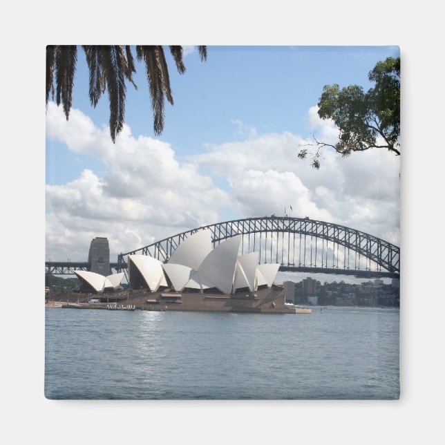 opera bridge magnet (Front)