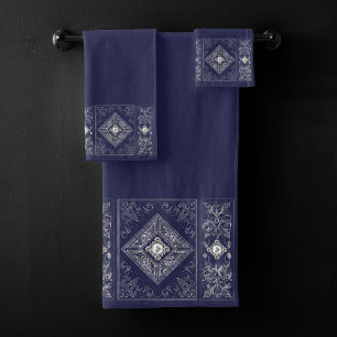 Opulence ornée Flouris aux bijoux bleu et argent