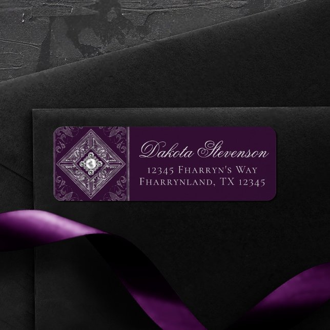 Opulence ornée | Purple et Silver Brooch Adresse (Créateur téléchargé)