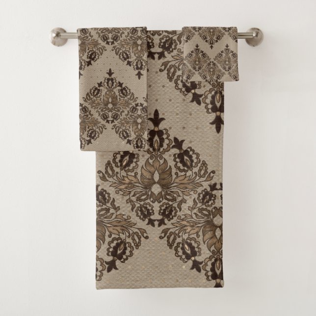 Or oriental persan de pastel de motif (En situation)