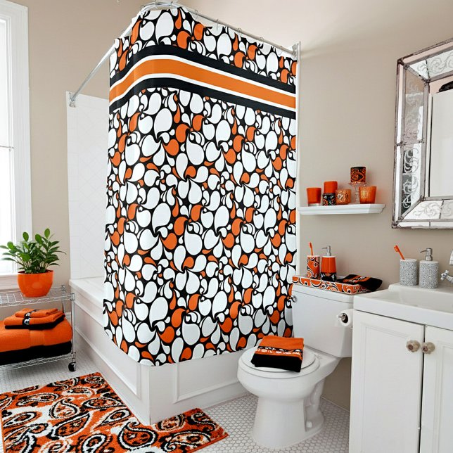 Orange and black paisley (Creator Uploaded)