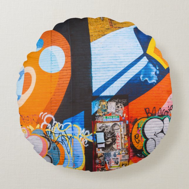 Orange and blue graffiti round pillow (Front)