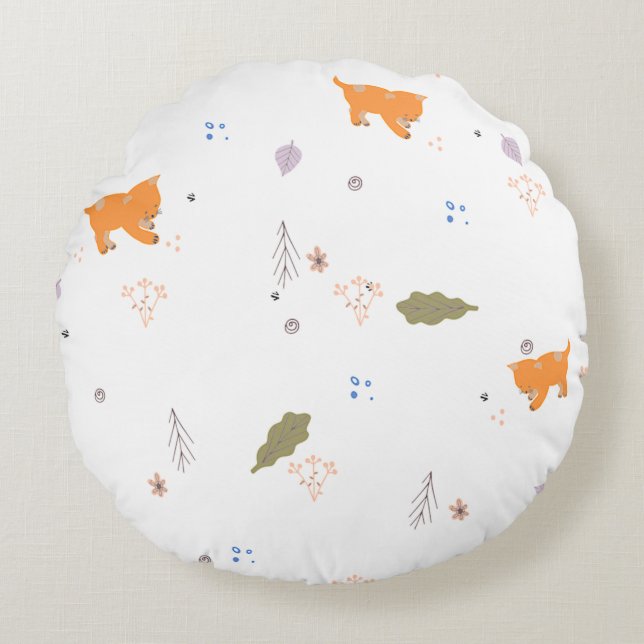 Orange Tabby and Leaves Pattern  Round Pillow (Front)