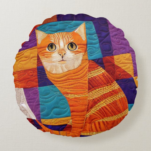Orange Tabby Cat Patchwork Quilt Pattern Round Pillow (Front)