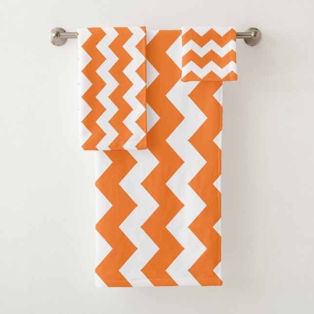 Orange Zigzag Striped Bath Towel Set (Insitu)