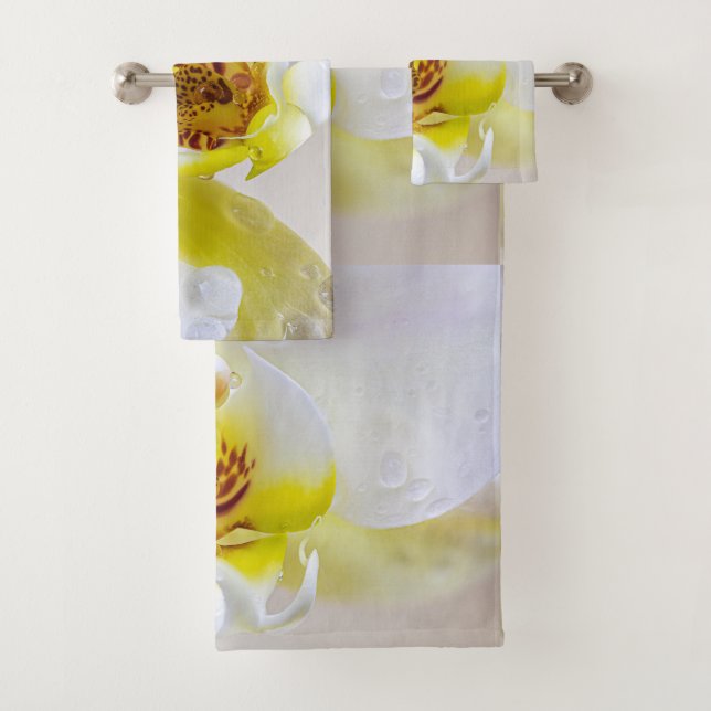 Orchid Dew Bath Towel Set (Insitu)