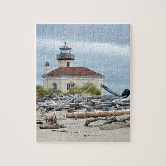 Oregon coast lighthouse jigsaw puzzle (Vertical)