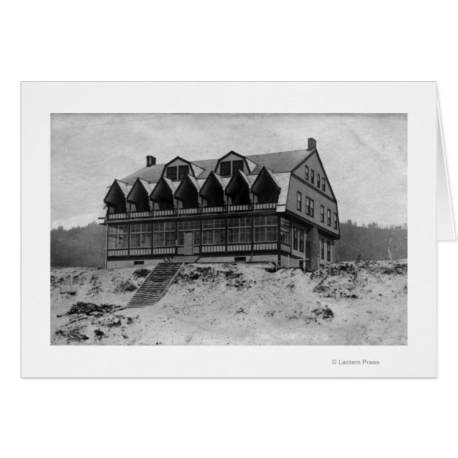 Oregon Coast View of Outlook Inn Hotel (Front Horizontal)