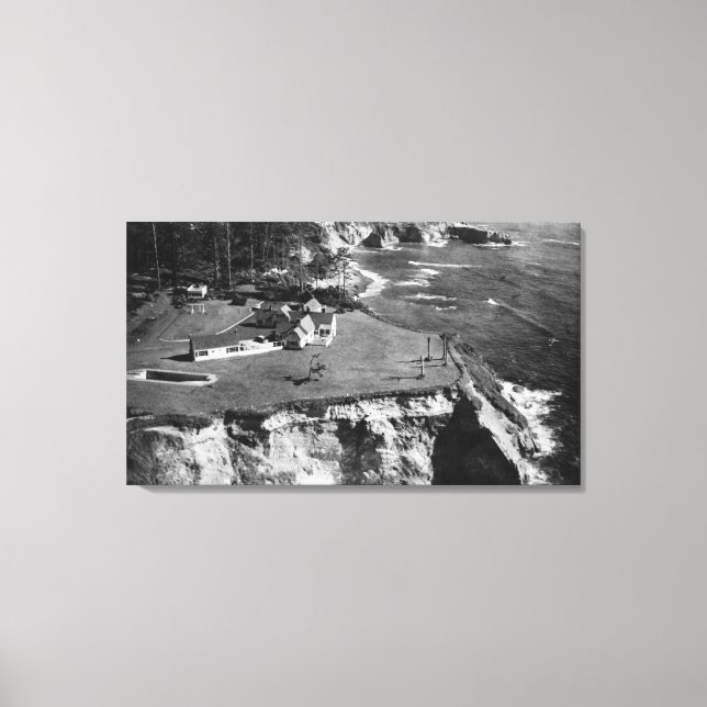 Oregon Coast West Shore Manor Otter Rock Canvas Print (Front)