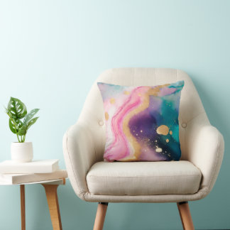 Oreiller à aquarelle pastel doux avec accents doré