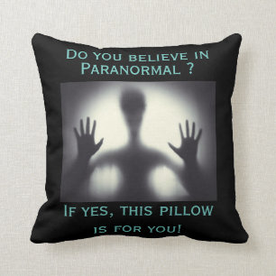 Oreiller à jet de coton paranormal 16 po x 16 po