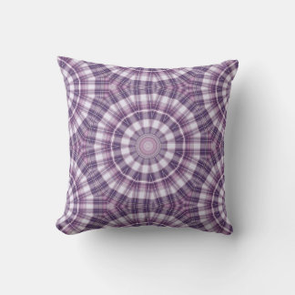 Oreiller à lancer Mandala géométrique violet 16 po