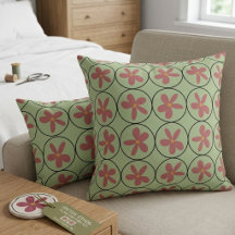 Oreiller accentué de fleurs rétro vert sauge et ro