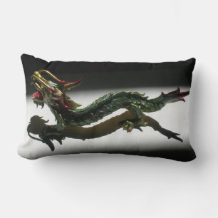 Oreiller - Dragon dans le feu des projecteurs
