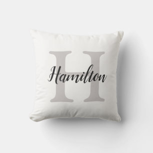 Oreiller extérieur monogramme avec nom de script